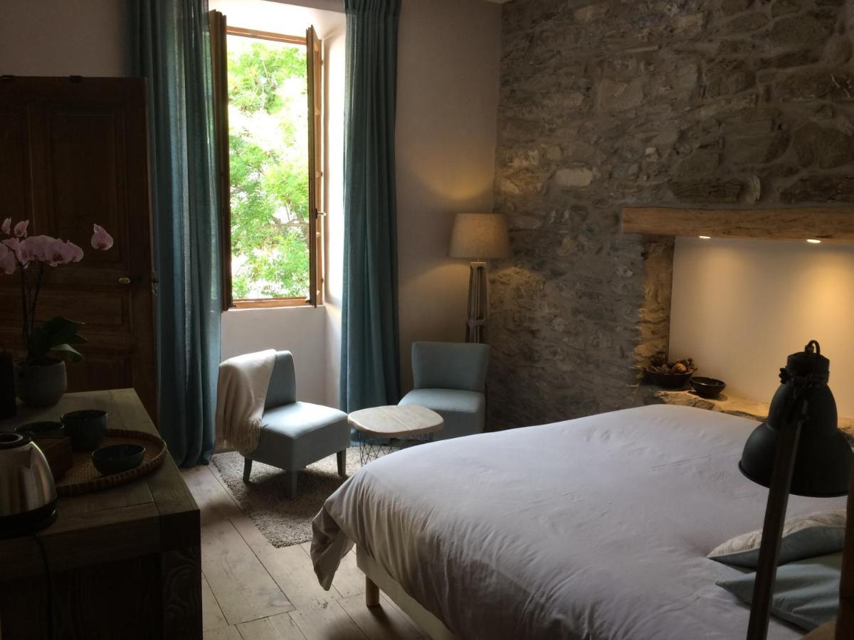 Le Val D'Ailleurs Bed & Breakfast จูซิเออร์ ภายนอก รูปภาพ